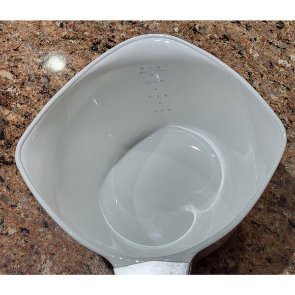 Vintage Corning Ware Blue Cornflower 2 Qt Sauce Maker with Handle Rare Discont. - Picture 4 of 16